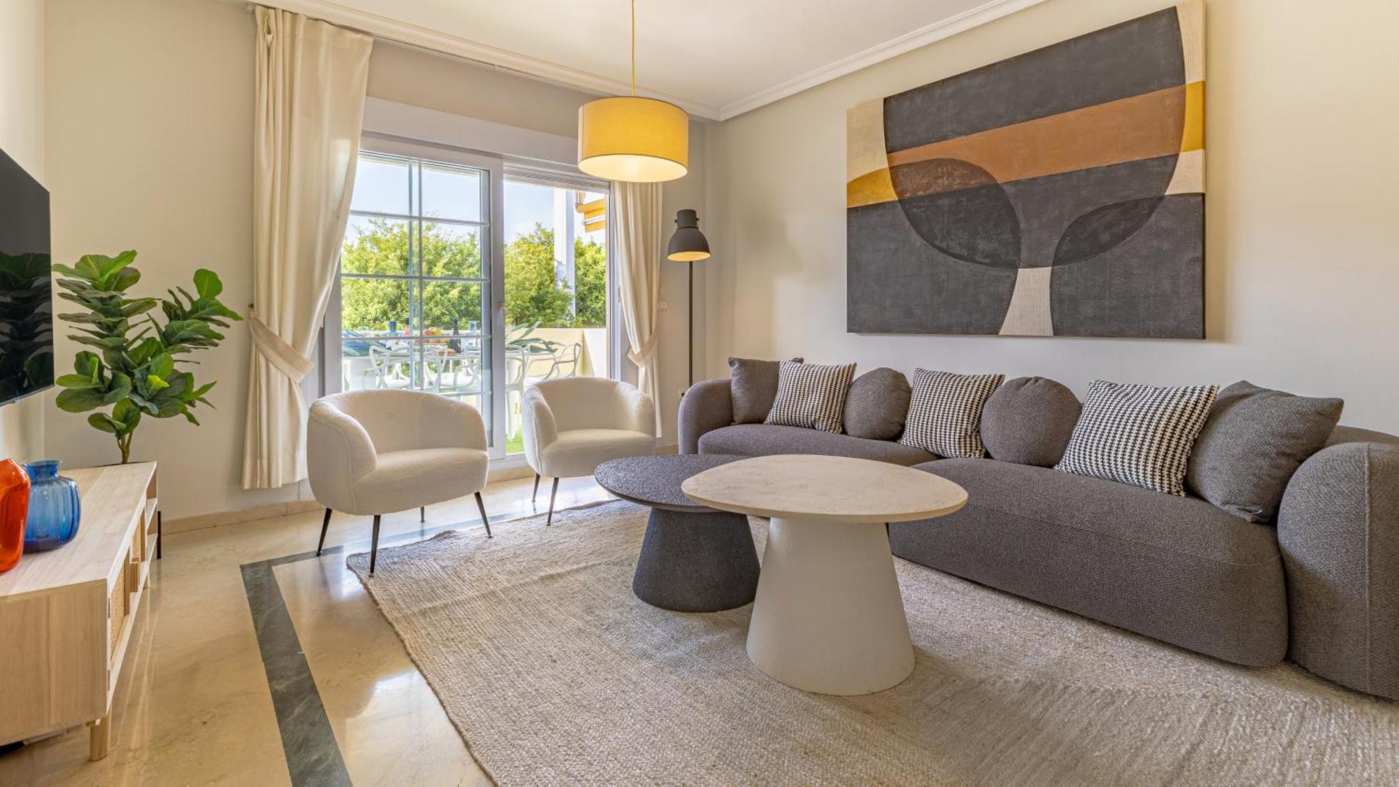 Vacation Marbella: Modern Beachfront Flat With Pool At Puente Apartment Marbella